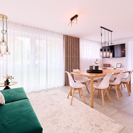 Xzllenz - 4 Schlafzimmer, Zentral, Parken, U-Bahn, 2 Baeder, 4 Smart-Tv, Optional Einzelbett Nuremberg Luaran gambar