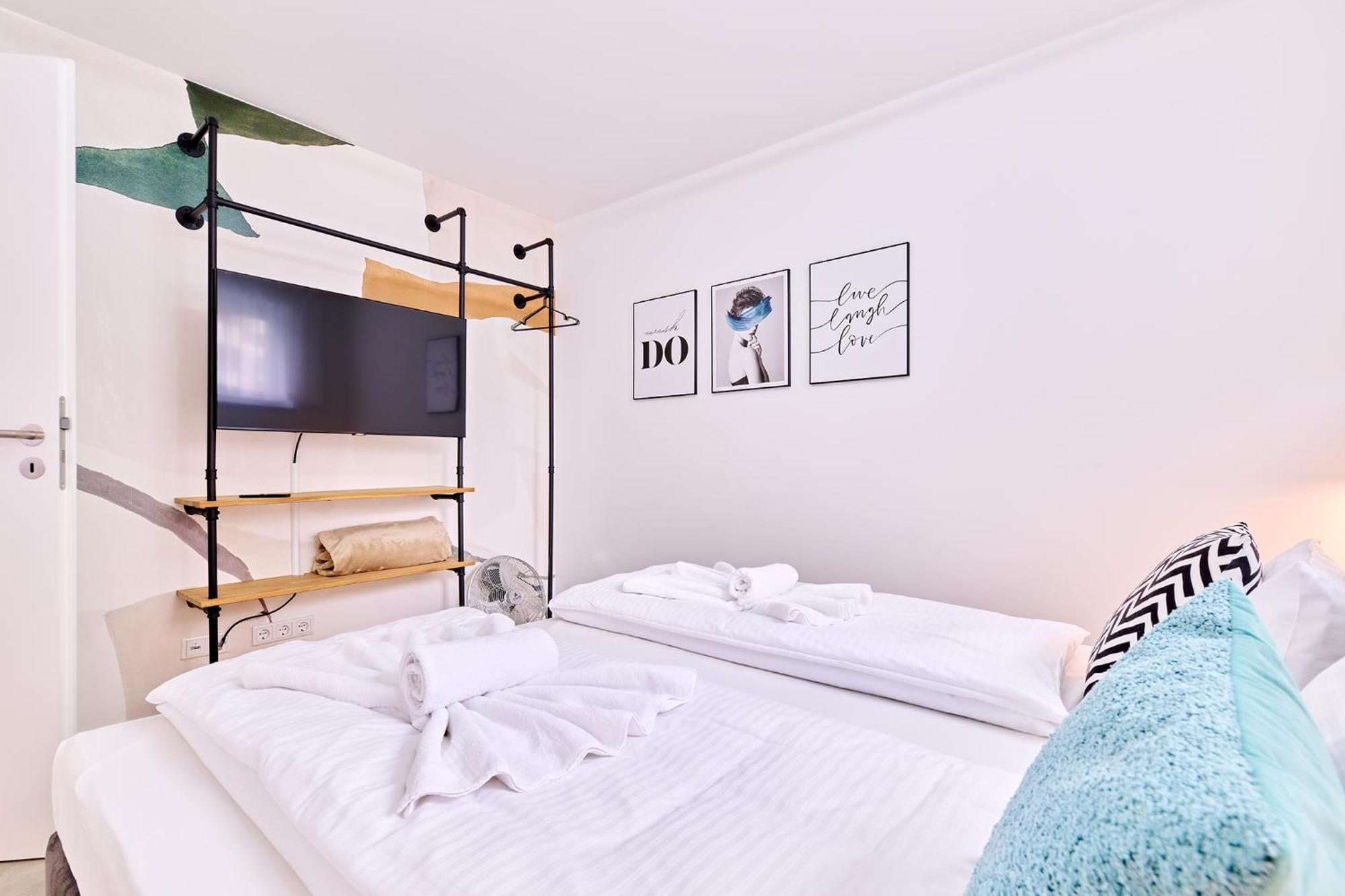 Xzllenz - 4 Schlafzimmer, Zentral, Parken, U-Bahn, 2 Baeder, 4 Smart-Tv, Optional Einzelbett Nuremberg Luaran gambar